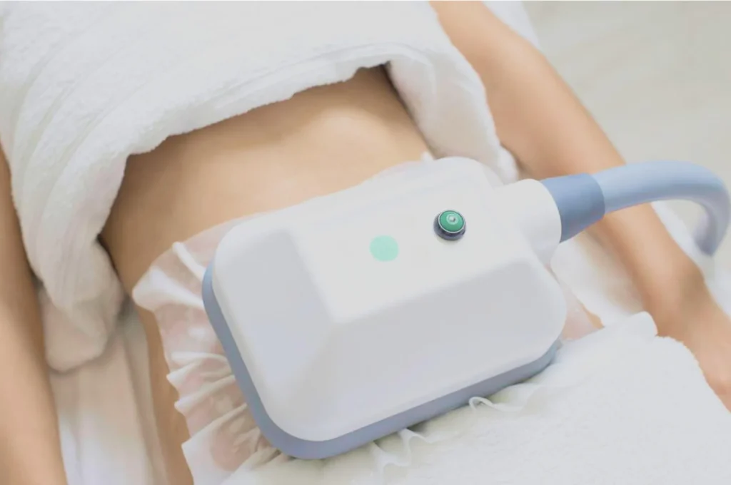How Fat Freezing and HIFU Work Together? 3 advantages to combining Fat Freezing and HIFU Buxton