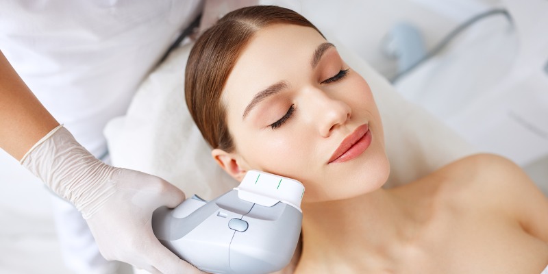 How Fat Freezing and HIFU Work Together? 4 book a personalised consultation of Fat Freezing and HIFU Together Buxton